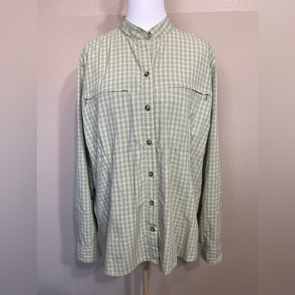 Eddie Bauer Green Plaid Button-Up Long Sleeve Vented Shirt women’s XL